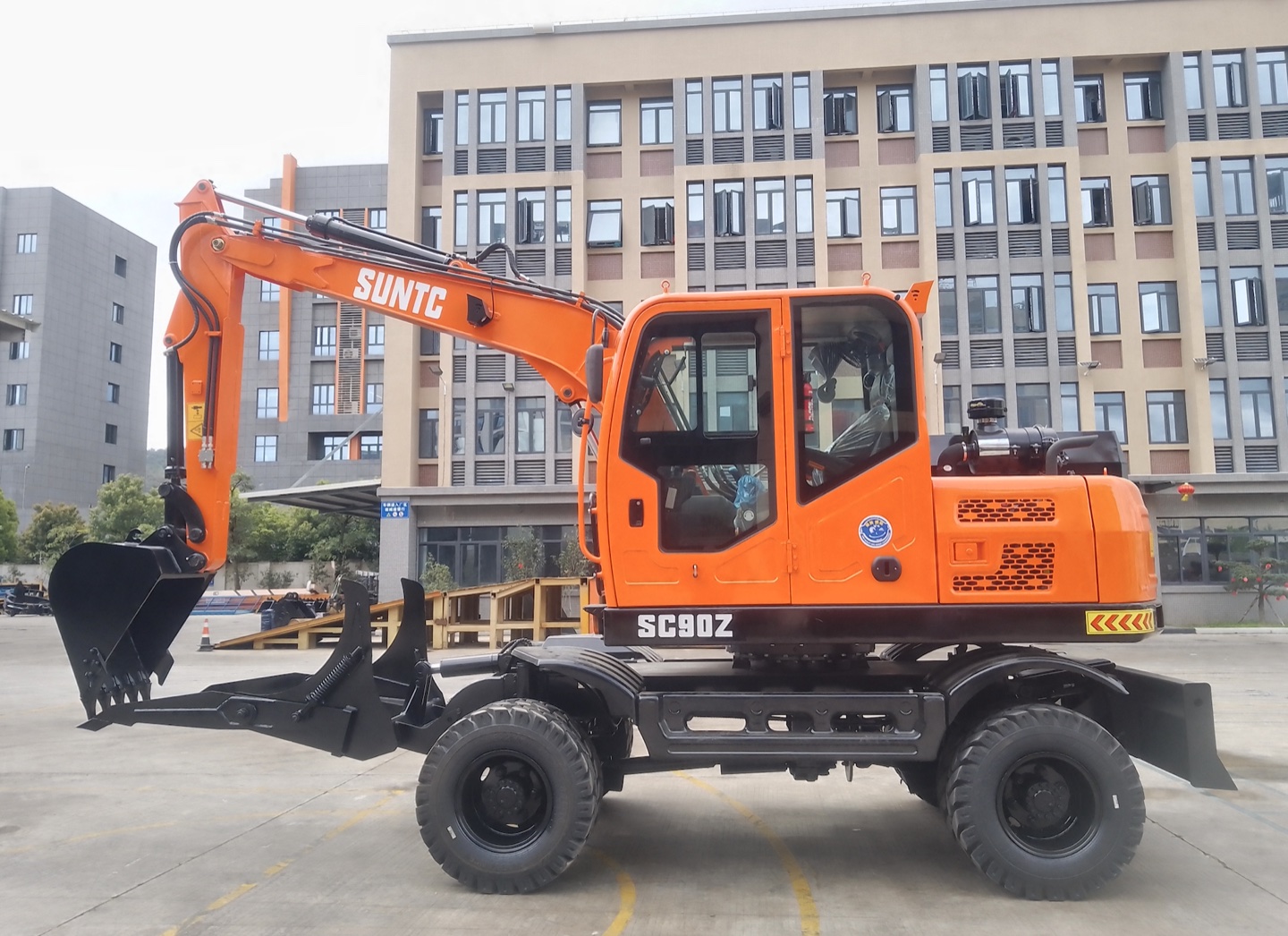 Wheeled excavators
